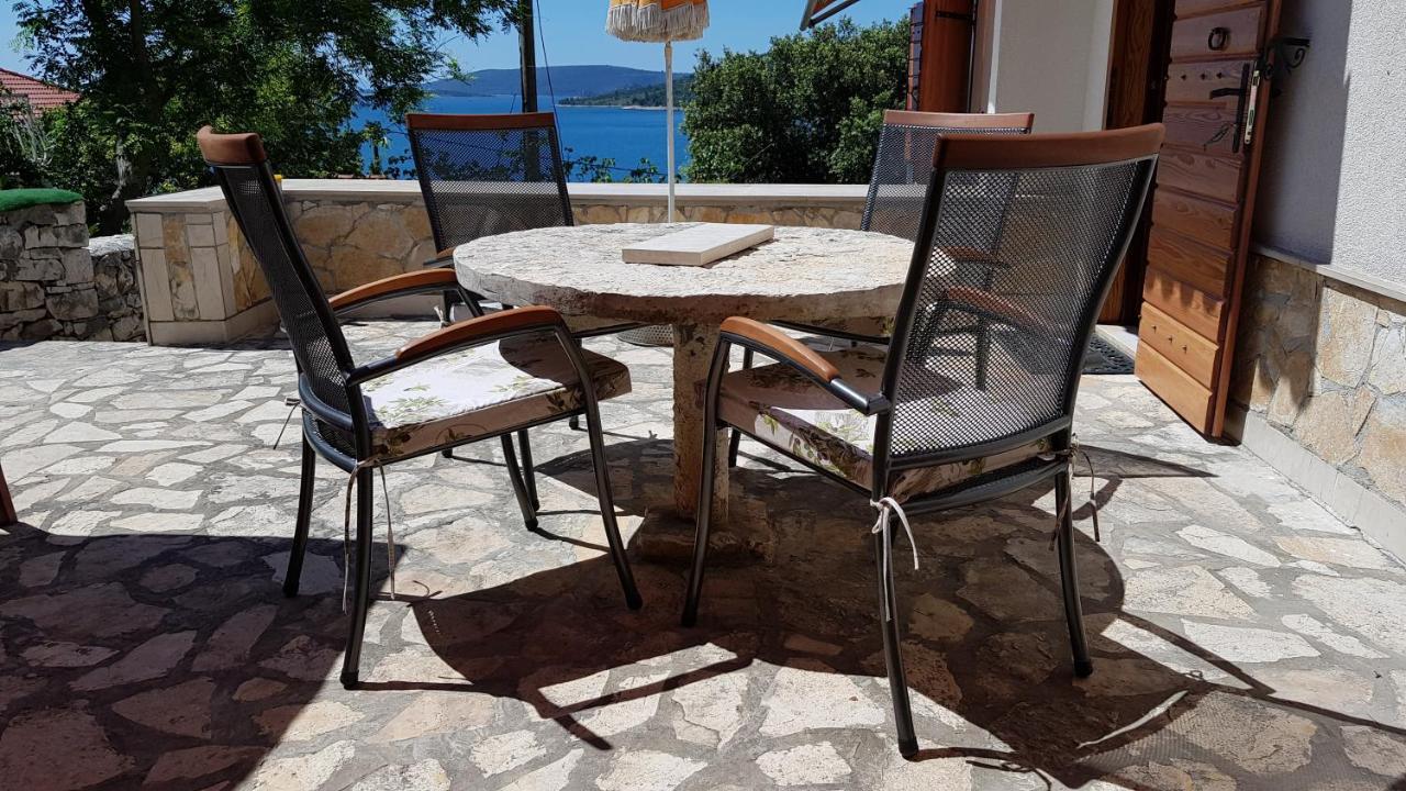 Villa Apartments Oliva Seget Vranjica Exterior photo